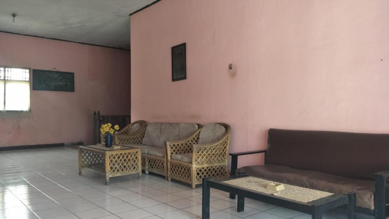 Spot On 2969 Hotel Citra Ayu Labuhan Zewnętrze zdjęcie